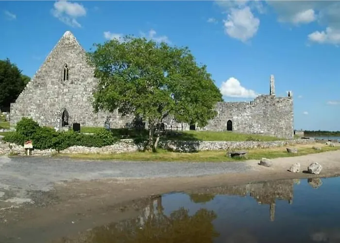 Hébergement de vacances Spacious 6-bed House 10 Minutes From Knock Airport *