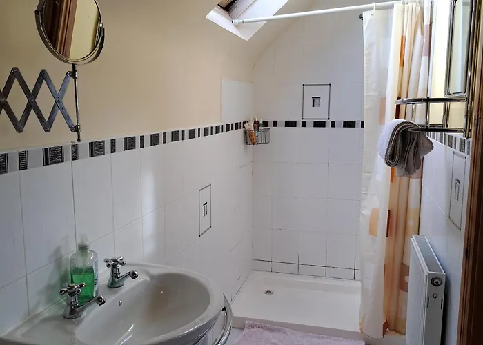 Spacious 6-bed House 10 Minutes From Knock Airport * Ballaghaderreen