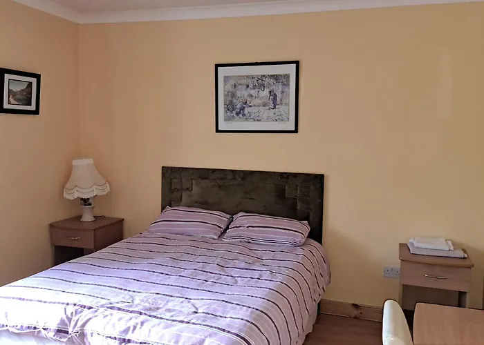 Casa de Férias Spacious 6-bed House 10 Minutes From Knock Airport Ballaghaderreen